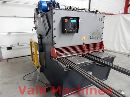 Hydraulic shear Darley 1250 x 13 mm